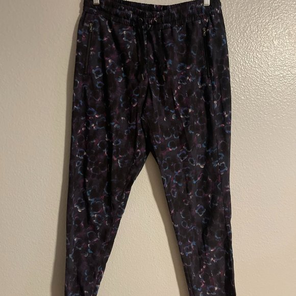 C9 By Champion Women's Blue Pink Dye Print Print Black Joggers Size Medium - Picture 3 of 11